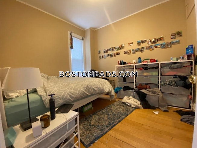 Boston - $3,600 /mo