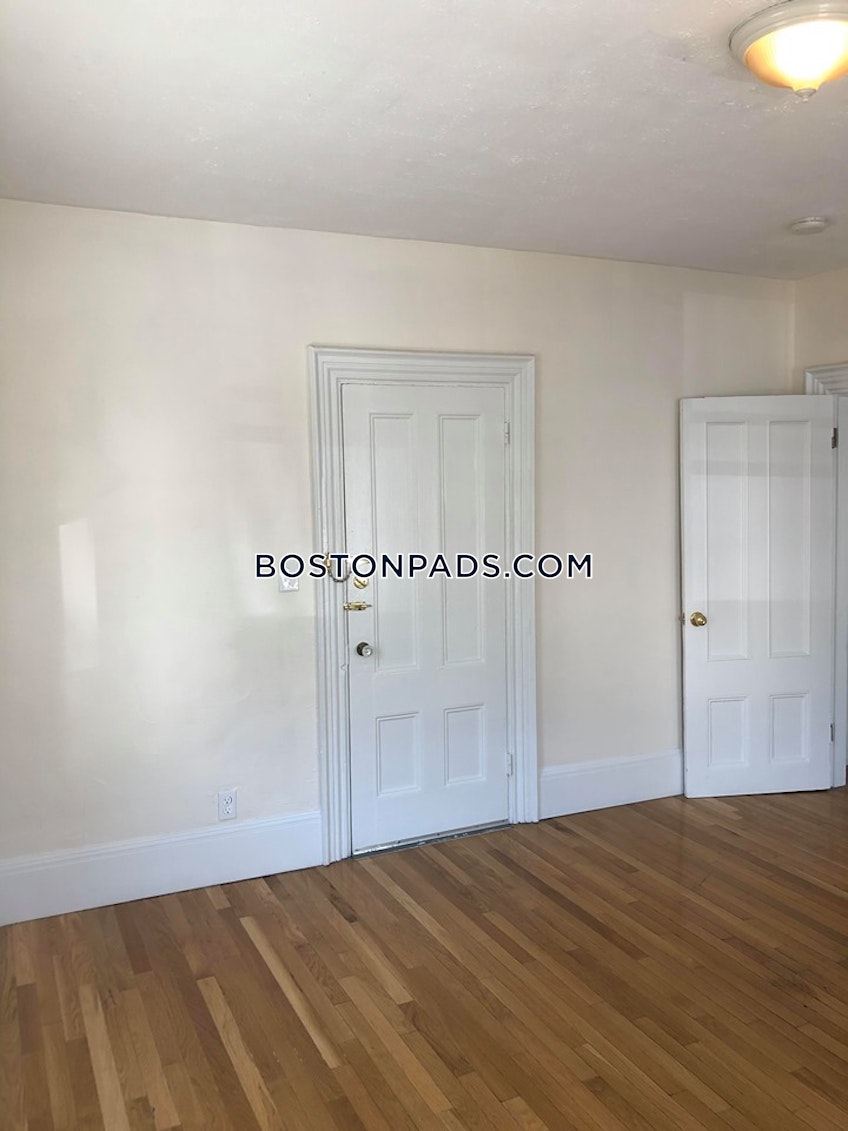 Cambridge - $2,975 /month