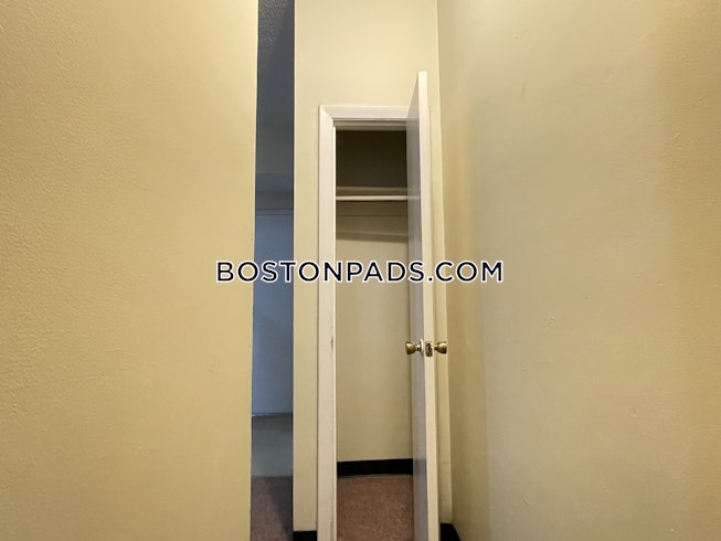 Boston - $1,650 /mo