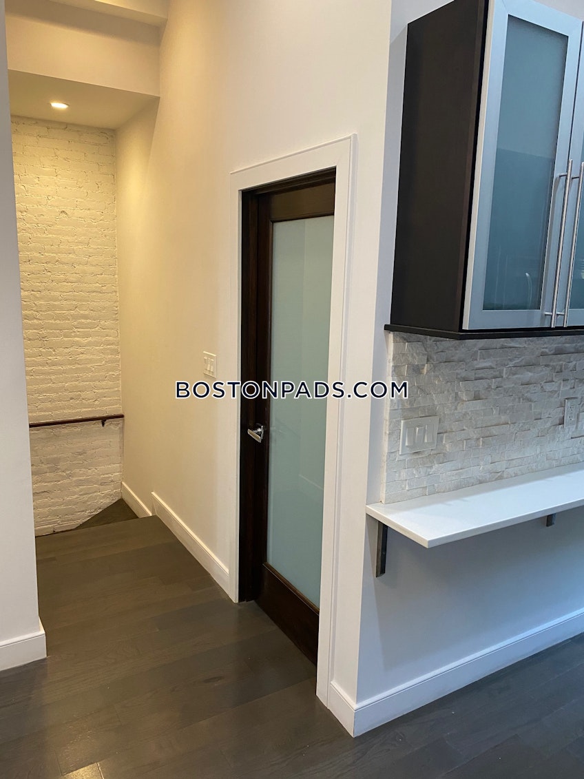 Boston - $5,500 /month