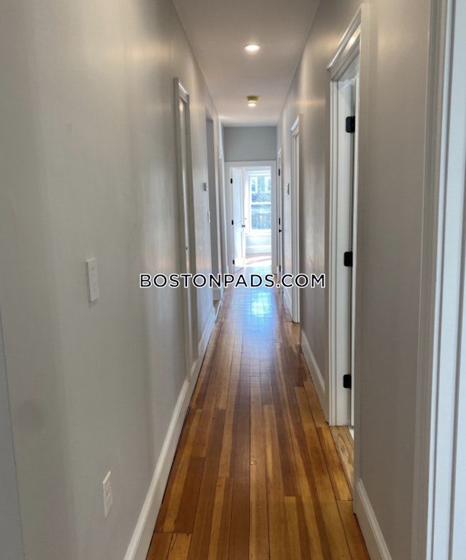 Boston - $4,495 /mo