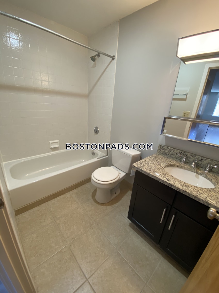 Boston - $2,450 /month