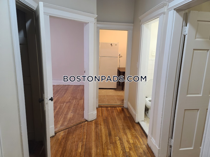 Boston - $3,200 /month