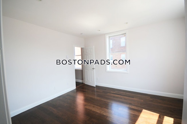 Boston - $3,000 /mo