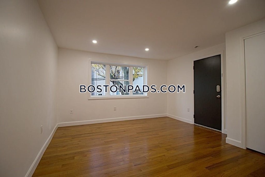 Boston - $2,395 /month