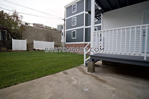 Trenton St. Boston photo 4