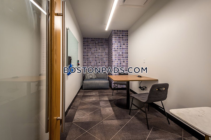 Boston - $2,895 /month