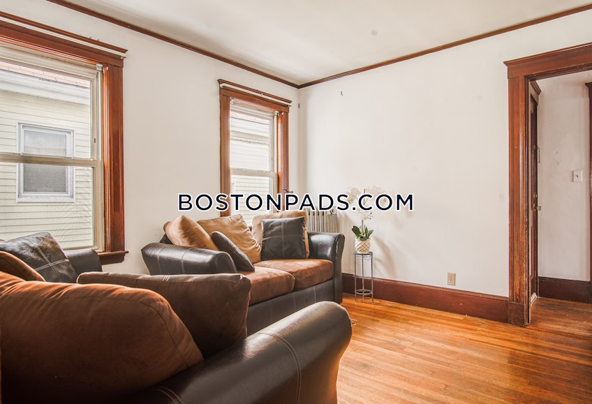 Boston - $3,100 /month