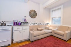 Boston, $2,600/mo