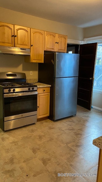 Cambridge - $5,600