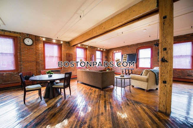 Boston - $3,000 /mo