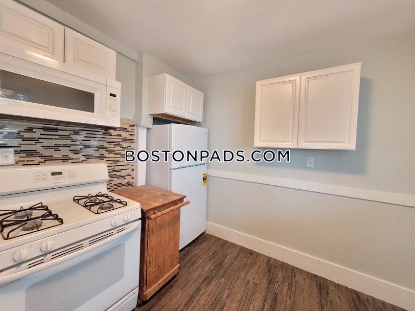 Boston - $3,940 /month