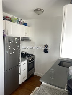 Malden, $2,600/mo