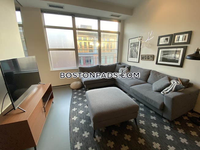Boston - $5,225 /mo