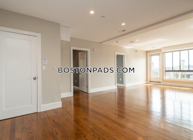 Boston - $3,950 /mo