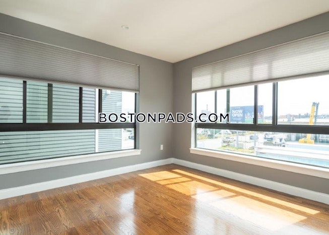 Boston - $3,950 /mo