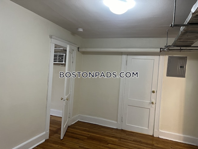 Boston - $2,225 /mo