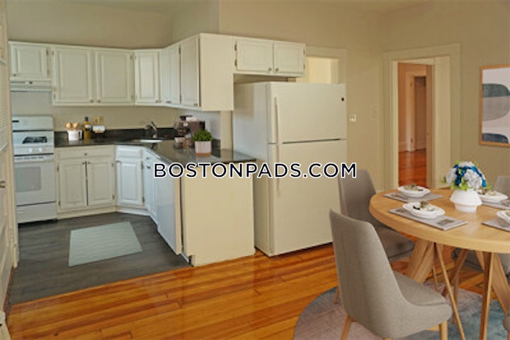 somerville-3-beds-2-baths-porter-square-4350-4552059 