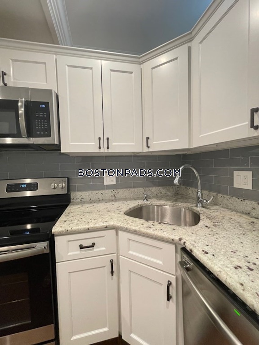 Boston - $2,675 /month