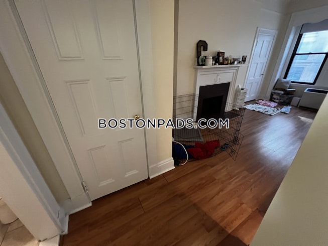 Boston - $2,525 /mo