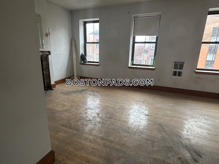 south-end-3-beds-25-baths-boston-5600-4553513 