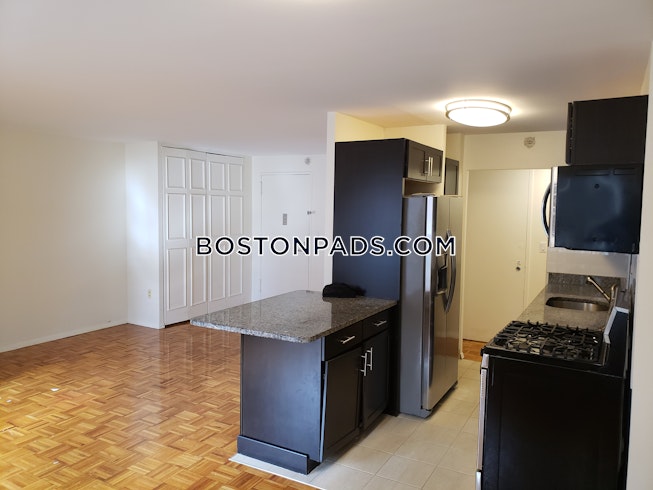 Brookline - $3,300 /mo