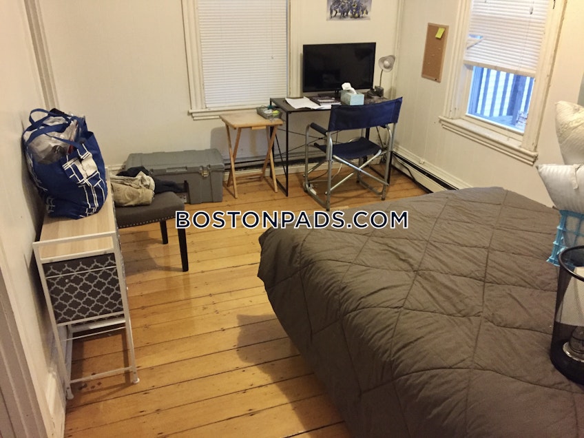 Boston - $2,500 /month