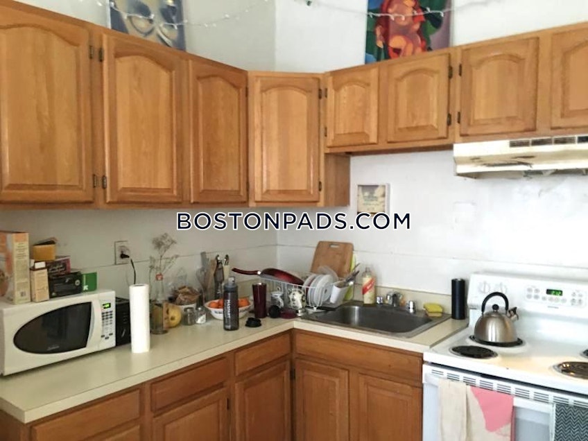 Boston - $2,000 /month