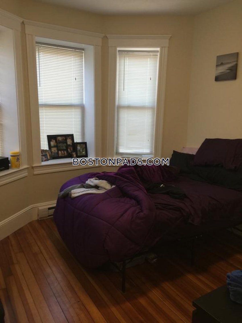 Boston - $5,295 /month