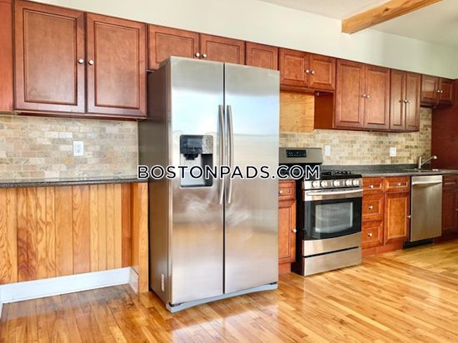 Chelsea - $2,900 /mo