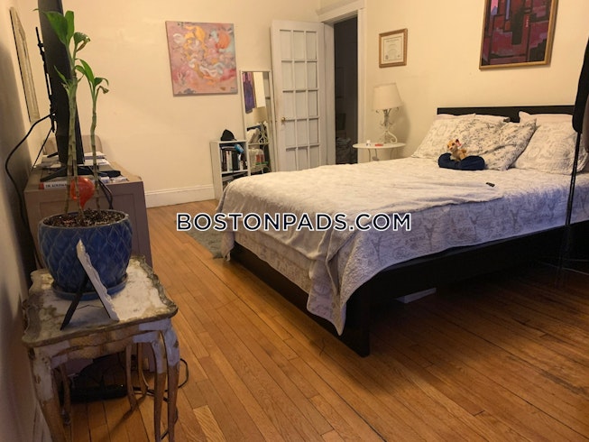 Boston - $2,595 /mo