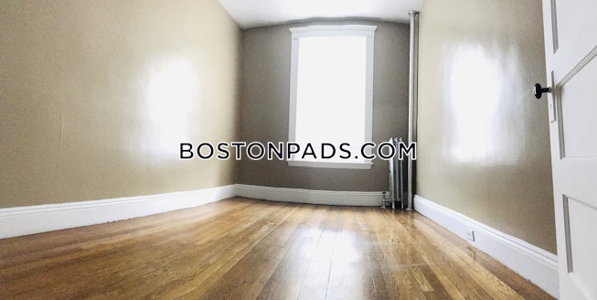 Boston - $3,200 /mo