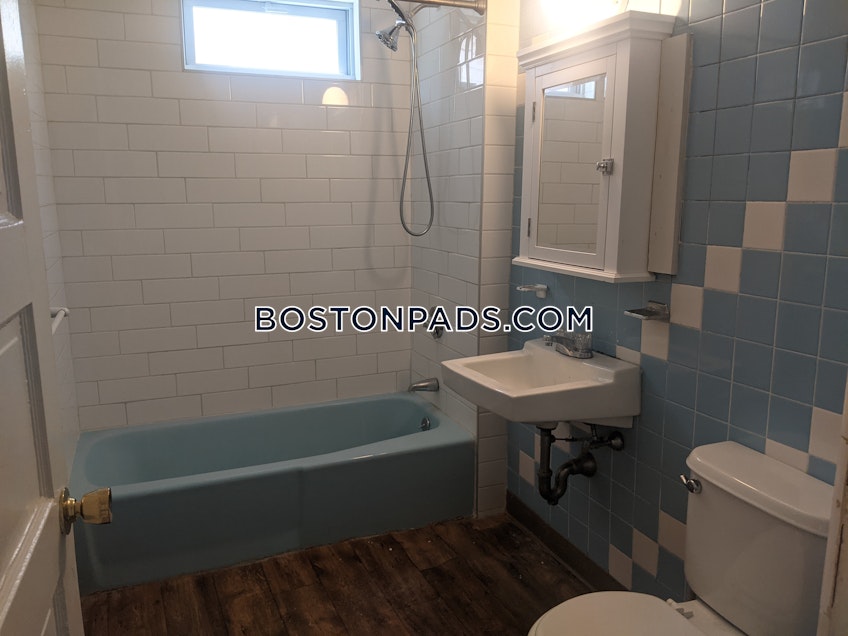 Boston - $2,800 /month