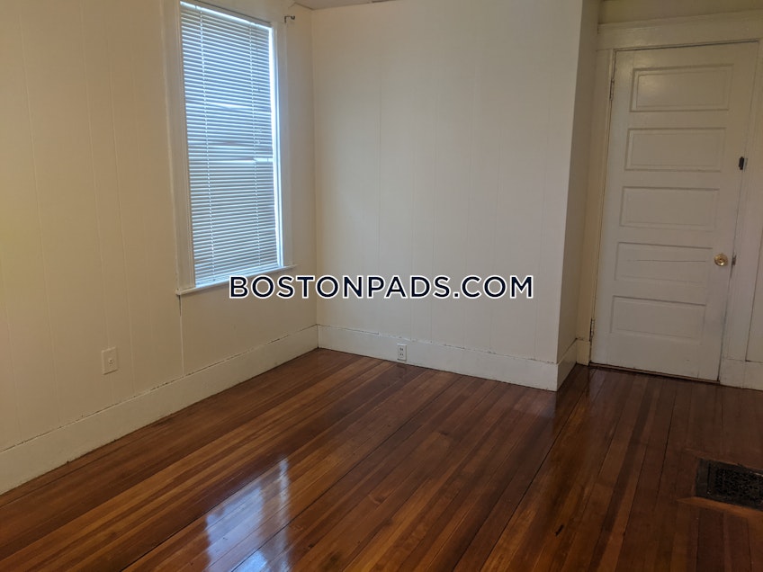 Boston - $2,800 /month