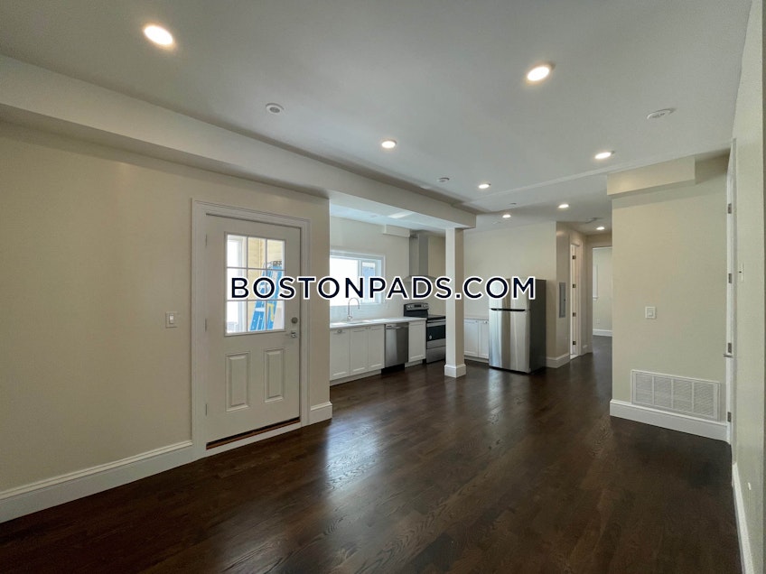 Boston - $5,200 /month