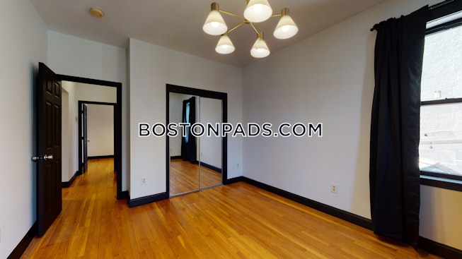 Boston - $3,800 /mo