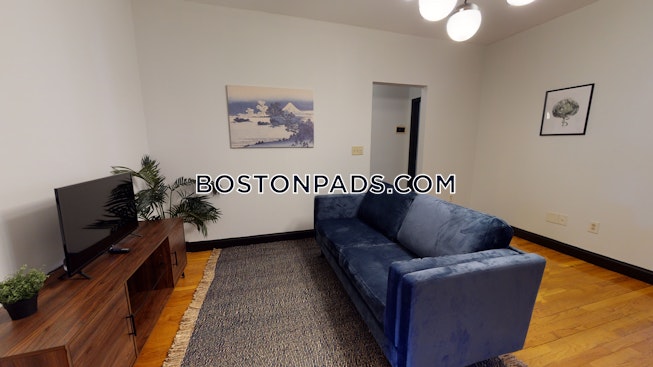 Boston - $3,800 /mo