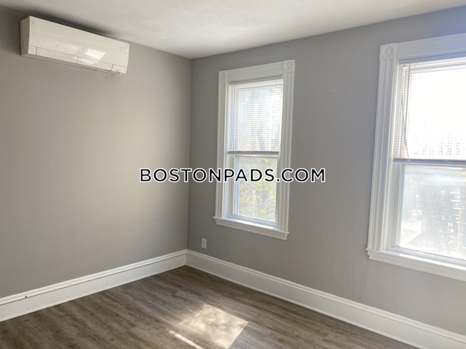 Boston - $5,460 /mo