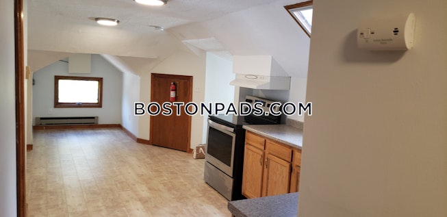 Somerville - $1,600 /mo