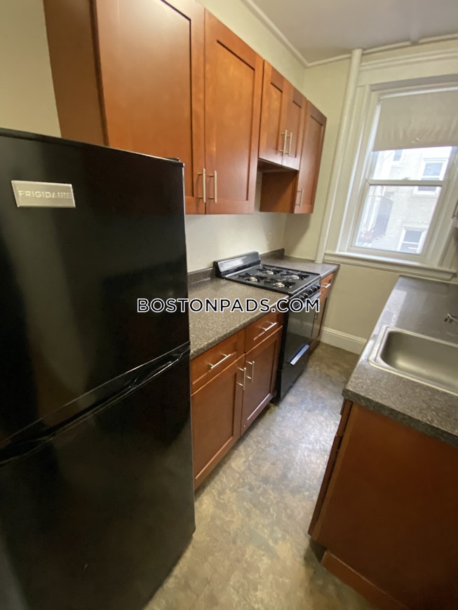 Boston - $2,295 /mo