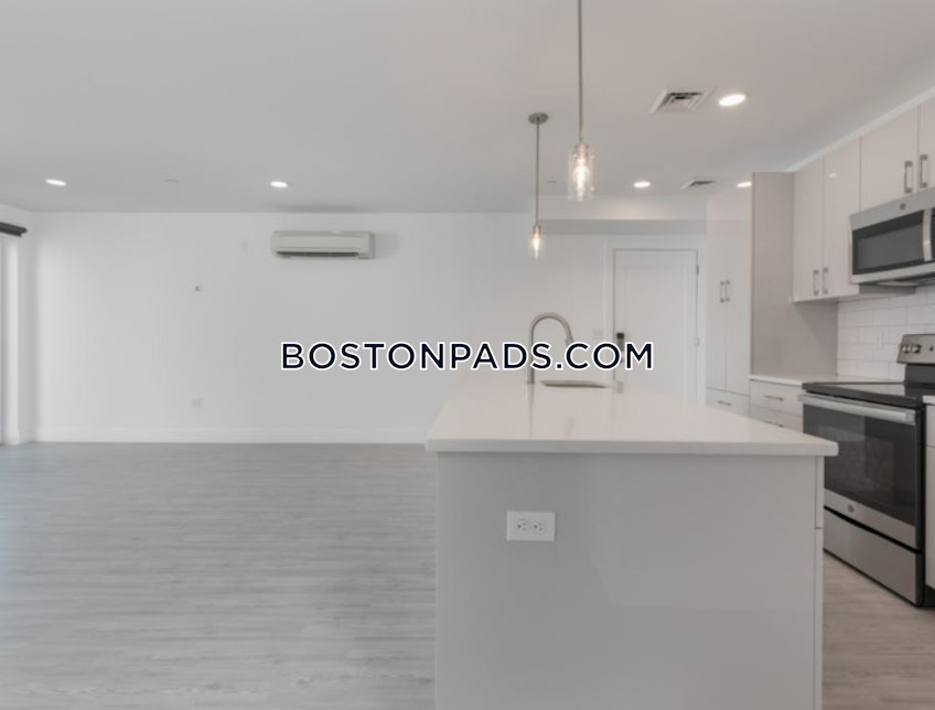 Boston - $5,900 /month