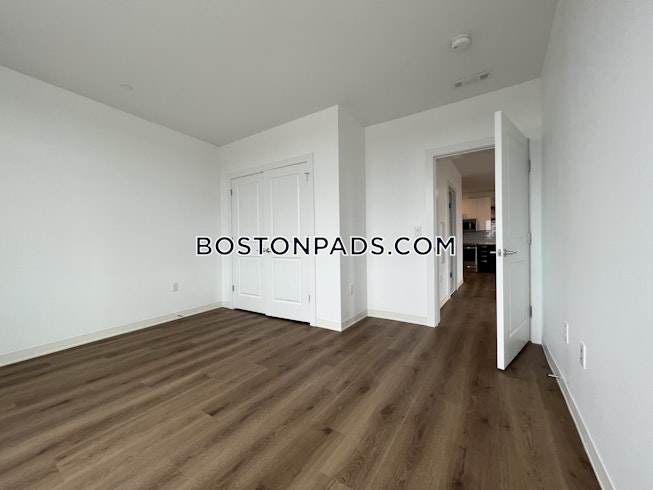 Boston - $4,180 /mo