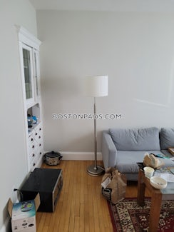 Boston, $2,700/mo