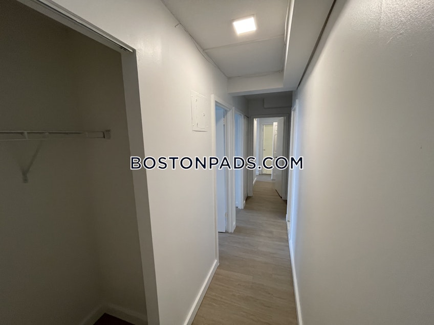 Boston - $5,090 /month