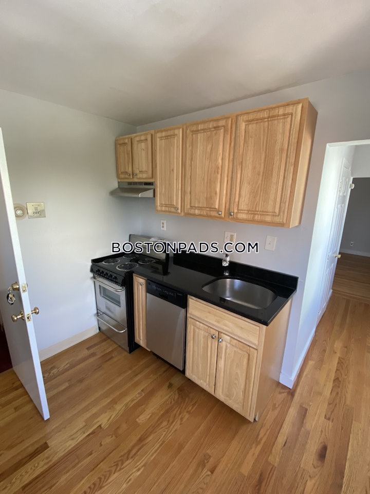 south-boston-large-studio-on-dorchester-st-in-south-boston-available-sept-1-boston-2100-4618485 