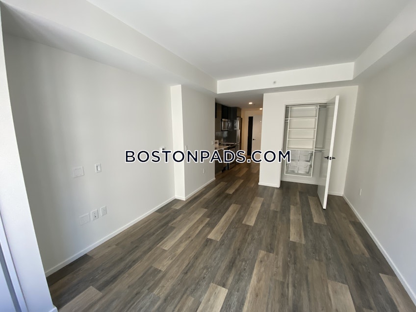 Boston - $2,824 /month