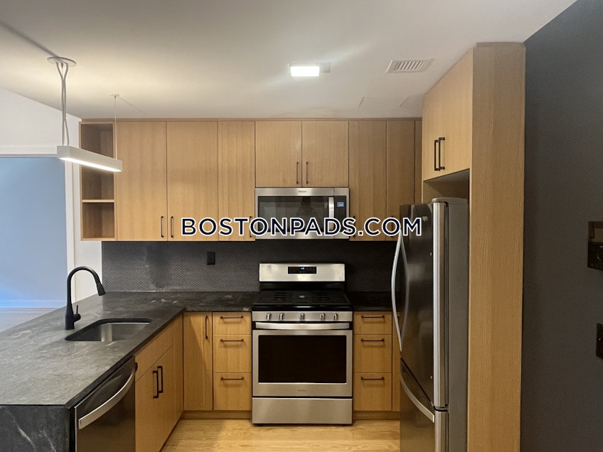 Boston - $5,300 /month