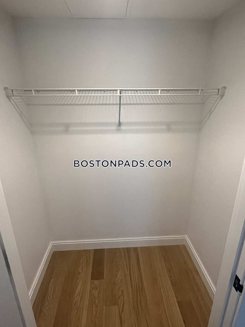 Boston - $5,300 /month