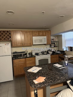 East 3rd Street/>, Boston