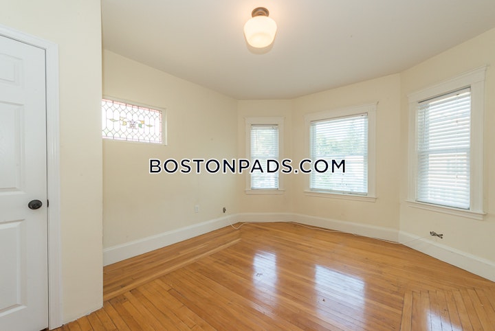 Champney St. Boston picture 2